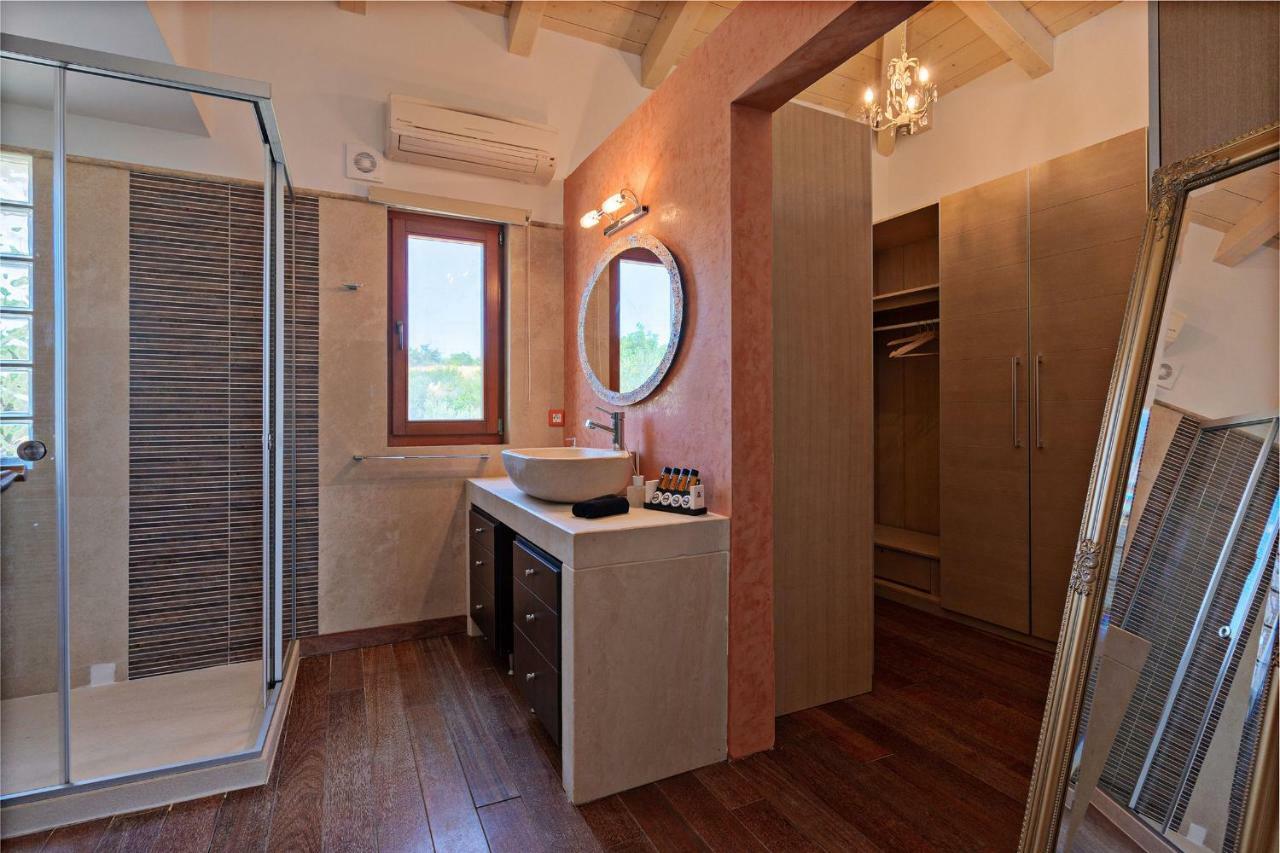Delfini Villa Prines  ภายนอก รูปภาพ